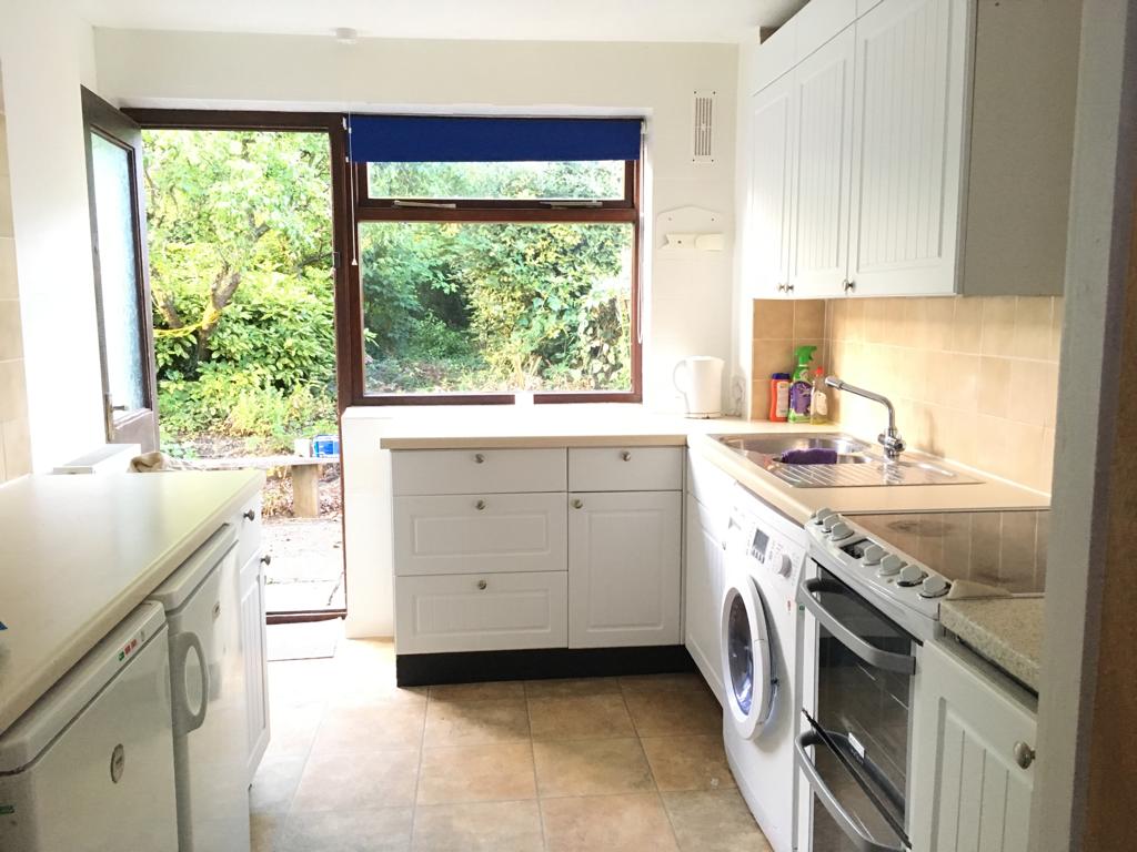 4 Bedroom Terraced to rent in Southampton - Mashroom