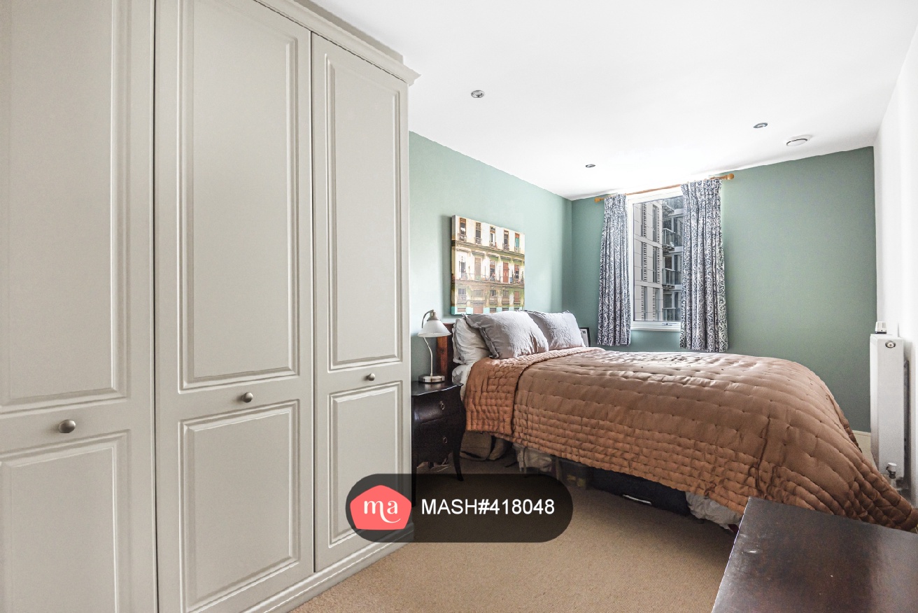 2 Bedroom Flat to rent in London - Mashroom